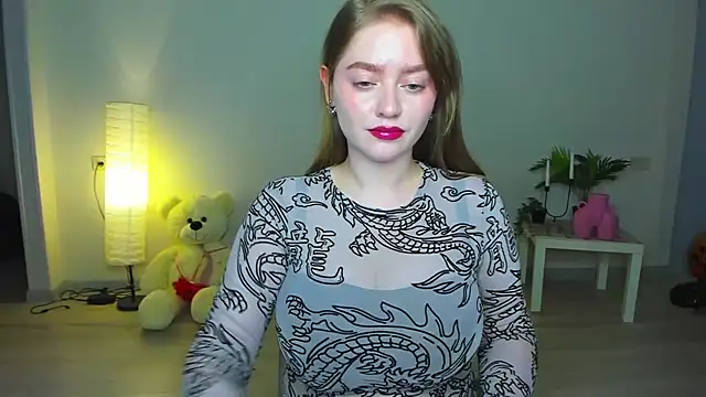 AidaPerry online show from November 2025 06:18:01 PM