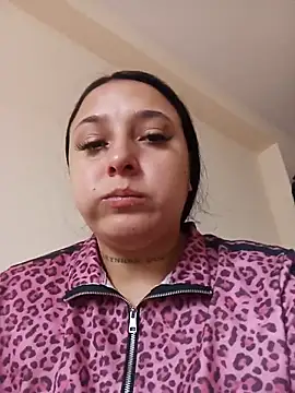 Juanamd1 online show from June 2026 07:18:01 AM