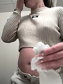 ImCarolinaCutiexxx online show from October 2025 04:11:01 AM