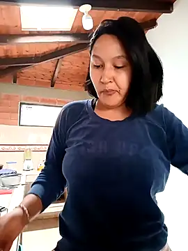 SamaraJay1 online show from March 2026 02:33:02 PM