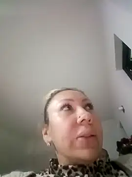 coral smitth online show from November 2025 06:28:02 PM