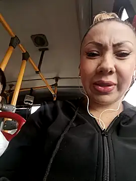 coral smitth online show from April 2026 02:49:01 PM