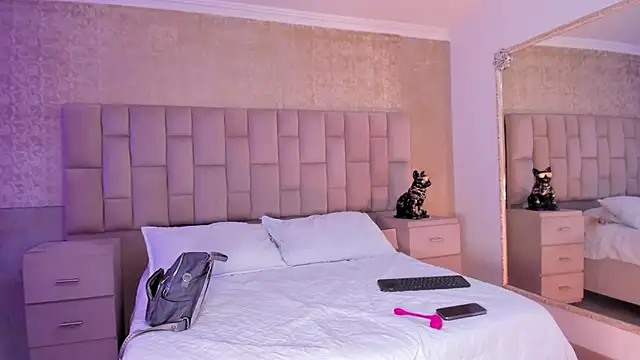 EmmaTorres  online show from January 2025 02:45:02 AM