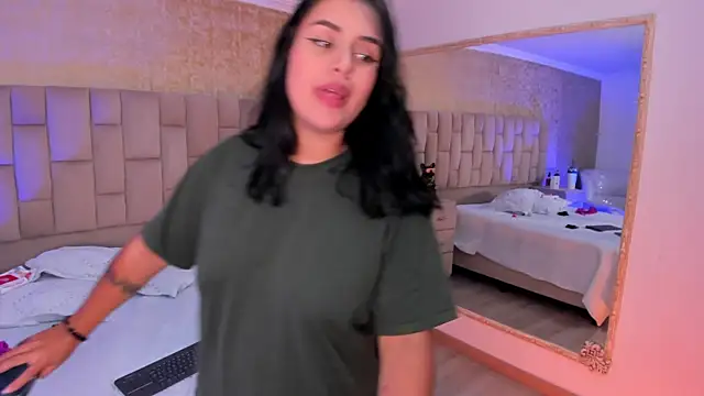 EmmaTorres  online show from February 2025 02:08:02 AM