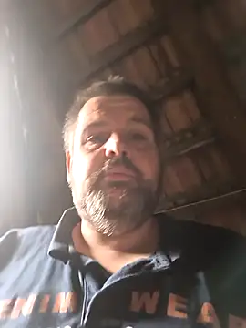 Ronny2510 online show from October 2025 11:20:02 AM