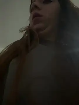 Cloew Marz online show from April 2026 11:04:01 PM