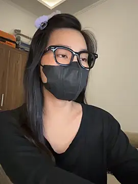 Lilisa miu online show from October 2025 04:17:01 PM