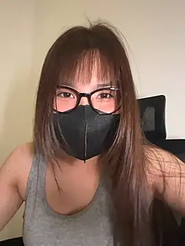 Snapshot of Lilisa_miu chatting on July 2026 04:10:02 PM Lilisa miu online show from July 2026 04:10:02 PM