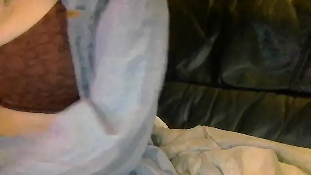 Snapshot of indie-rayne chatting on June 2026 10:11:02 PM indie-rayne online show from June 2026 10:11:02 PM