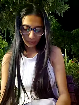 lily sk online show from February 2025 01:32:02 AM