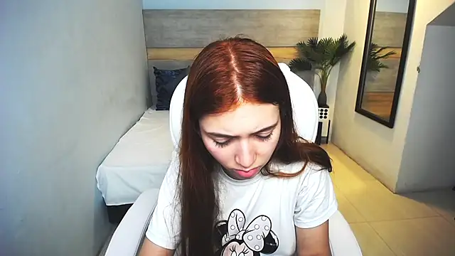 liseth fox online show from December 2024 03:33:02 PM