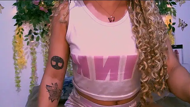 Crysrus online show from September 2025 12:56:02 AM