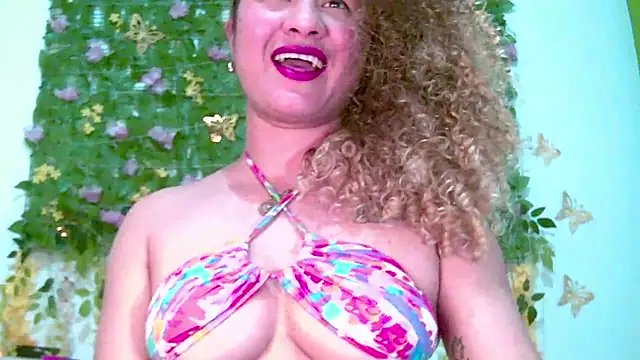 Crysrus online show from April 2026 12:03:02 AM