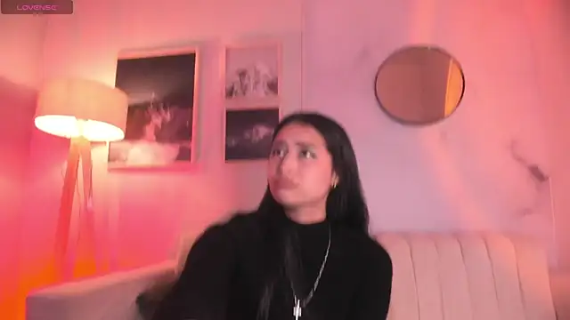 Snapshot of lara_madisson chatting on July 2026 05:01:01 AM lara madisson online show from July 2026 05:01:01 AM
