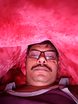 Snapshot of Srmotrs chatting on November 2025 06:30:02 PM Srmotrs online show from November 2025 06:30:02 PM