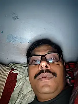 Snapshot of Srmotrs chatting on November 2025 10:41:02 PM Srmotrs online show from November 2025 10:41:02 PM