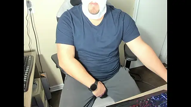 fatboi2slim123 online show from March 2026 01:43:01 AM