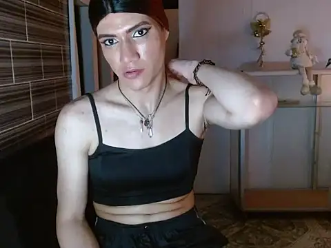 luna grans 777 online show from February 2025 10:00:01 PM