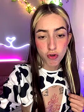 YouliteSllut2 online show from December 2024 03:04:02 AM