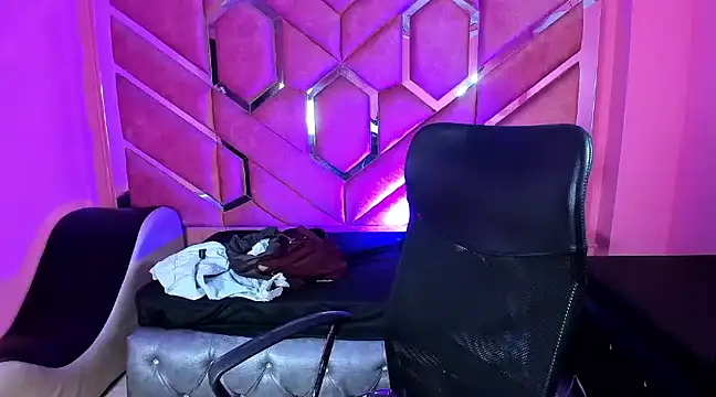 Olivia Fox69 online show from March 2025 03:50:01 AM