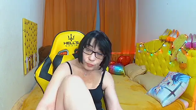 SandraHormas online show from February 2025 02:42:02 PM