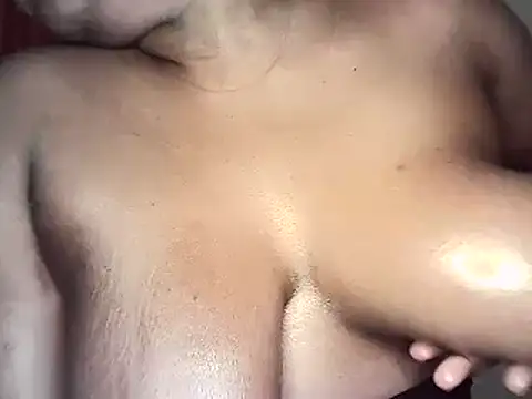 Snapshot of pretty_bums chatting on February 2025 12:43:01 AM pretty bums online show from February 2025 12:43:01 AM