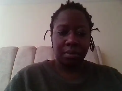 Snapshot of pretty_bums chatting on February 2026 07:38:02 AM pretty bums online show from February 2026 07:38:02 AM