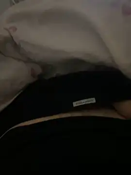 BelloPieno0 online show from December 2024 05:14:02 PM