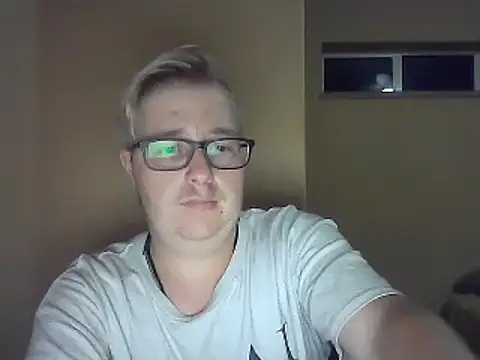 Snapshot of bisexualboy05 chatting on January 2025 08:58:02 PM bisexualboy05 online show from January 2025 08:58:02 PM