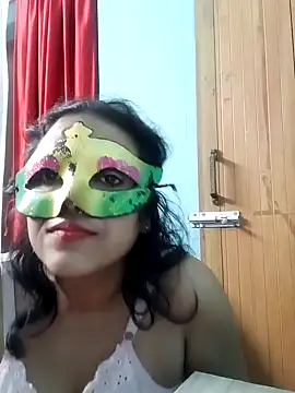 Snapshot of LOVERIAKOL chatting on December 2024 05:57:02 PM LOVERIAKOL online show from December 2024 05:57:02 PM