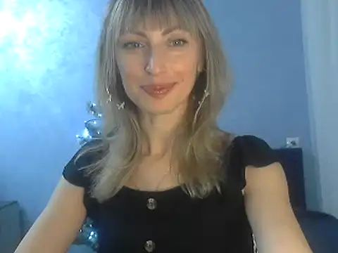 EffectMaya online show from December 2024 06:45:01 PM