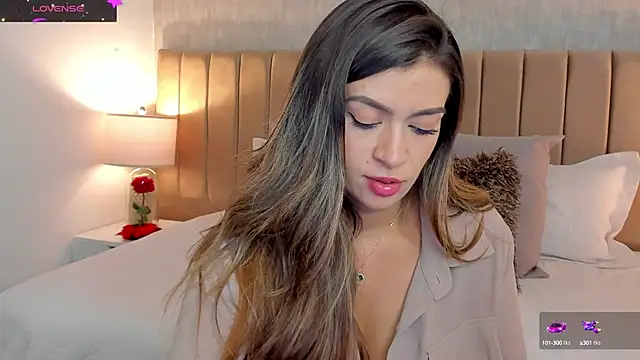Snapshot of Victoria_romanox chatting on January 2025 07:04:02 PM Victoria romanox online show from January 2025 07:04:02 PM