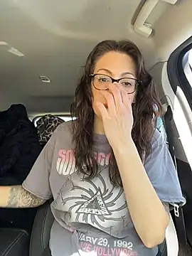 BeautifulMesss online show from March 2026 04:40:02 PM