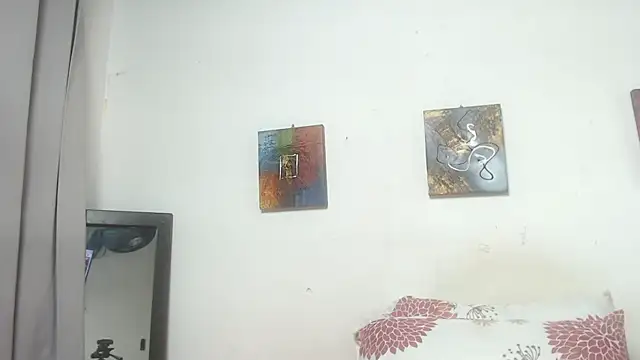 Madeline Woods online show from January 2026 12:18:02 PM