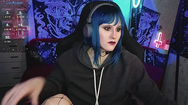 Snapshot of little_Elika chatting on February 2025 12:43:01 AM little Elika online show from February 2025 12:43:01 AM