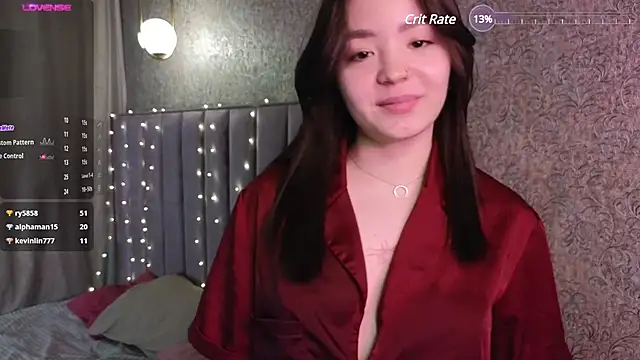 TaiteGloss online show from January 2025 07:17:02 PM