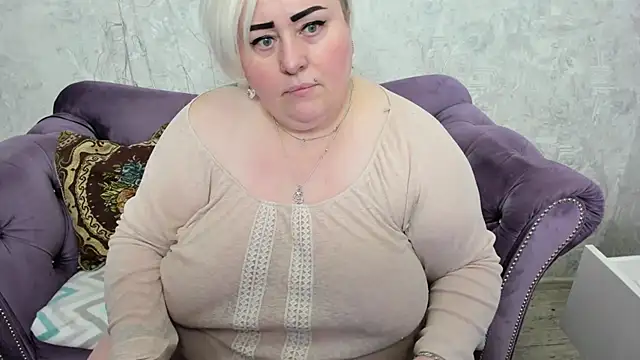 fashiona online show from March 2025 03:43:01 AM