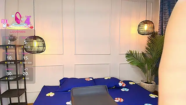 Snapshot of luandy chatting on November 2025 07:13:02 PM luandy online show from November 2025 07:13:02 PM