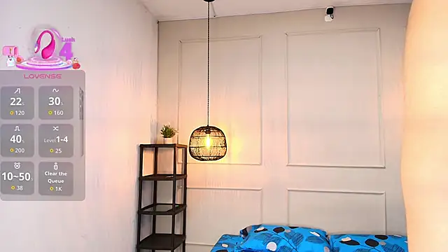 Snapshot of luandy chatting on November 2025 08:19:02 PM luandy online show from November 2025 08:19:02 PM