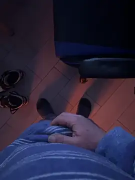 Lucom23 online show from February 2025 12:08:02 AM