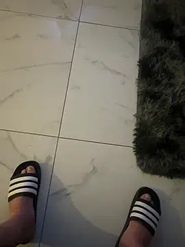 Lucom23 online show from April 2026 11:18:01 PM