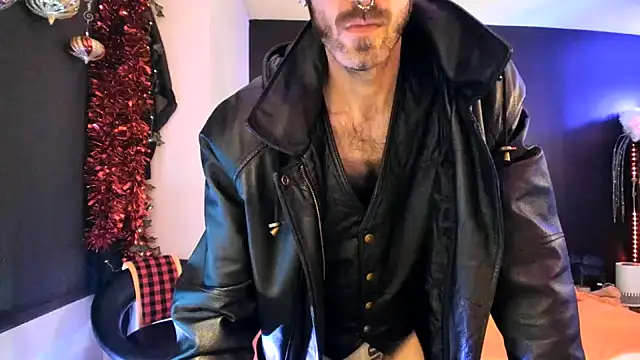 leatherz69 online show from February 2025 04:33:02 AM