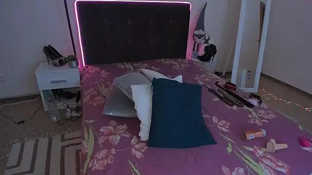 CassieEvans online show from January 2025 06:46:01 AM