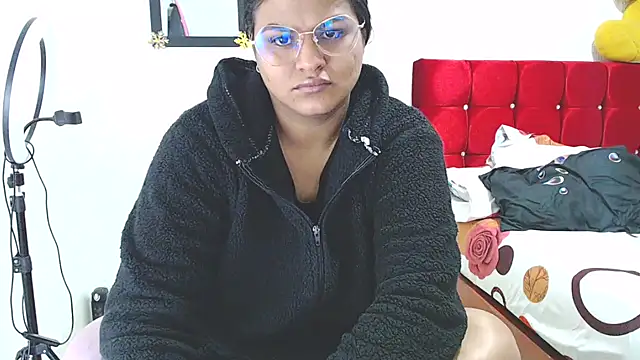Snapshot of SweetAlmaa chatting on January 2025 09:45:02 AM SweetAlmaa online show from January 2025 09:45:02 AM