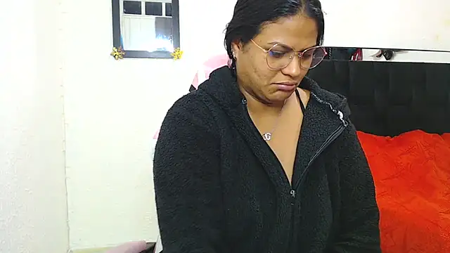 Snapshot of SweetAlmaa chatting on February 2025 09:46:02 AM SweetAlmaa online show from February 2025 09:46:02 AM