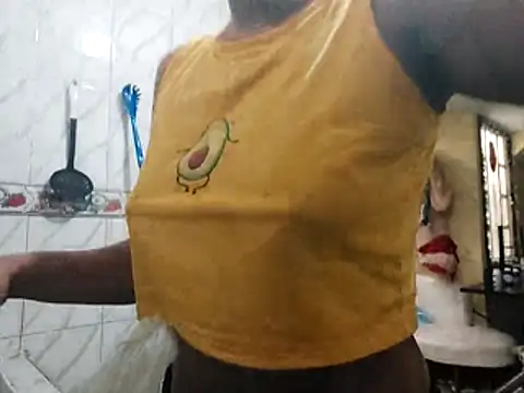 SweetAlmaa online show from November 2025 03:23:02 PM