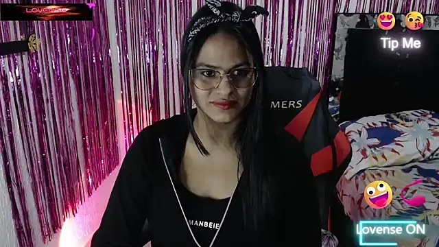 Snapshot of SweetAlmaa chatting on July 2026 11:46:02 PM SweetAlmaa online show from July 2026 11:46:02 PM