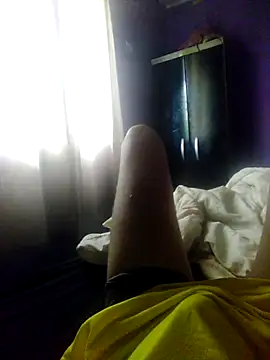 Snapshot of lorraine_alves_ferreira chatting on November 2025 04:29:01 PM lorraine alves ferreira online show from November 2025 04:29:01 PM
