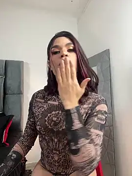 LucyGiraldo online show from February 2025 07:56:02 PM