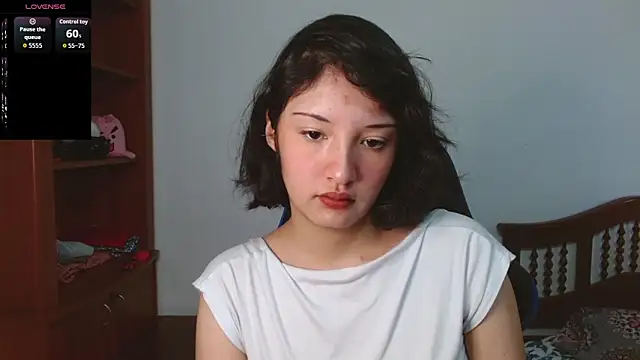 alexaa08 online show from September 2025 01:13:01 PM